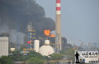 中石油大连石化炼油装置起火尚无人员伤亡 http www.sina.com.cn 2011年07月16日16 24 中国广播网 7月16日下午,中石油大连石化分公司起火现场 新华社发
